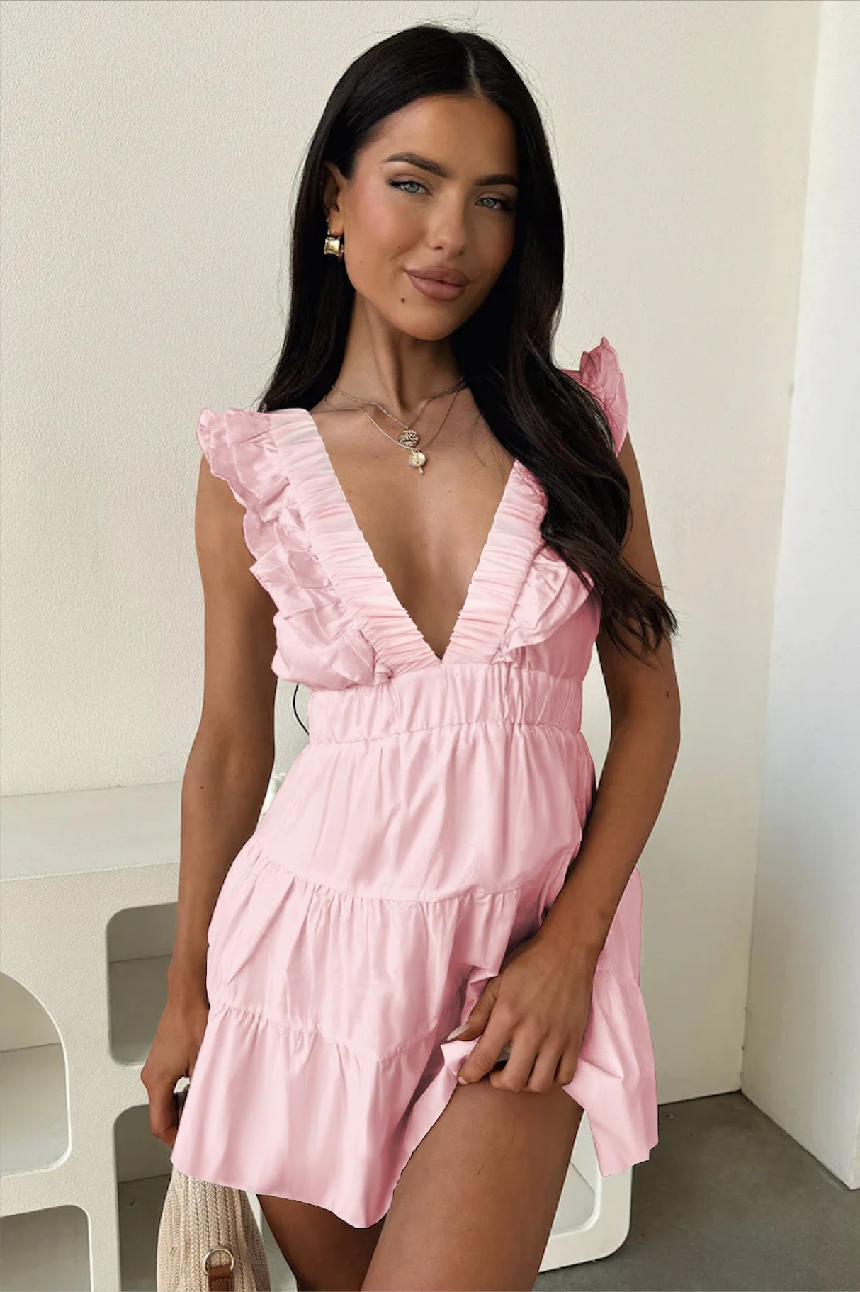 💃 Sexy Deep V-Neck Slim Fit Dress – The Ultimate Night-Out Essential