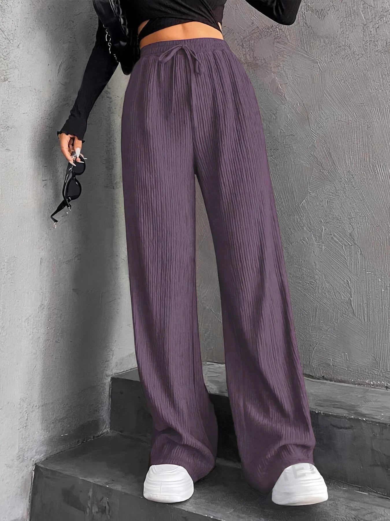 🐆 Bold & Elegant Leopard Print Pants