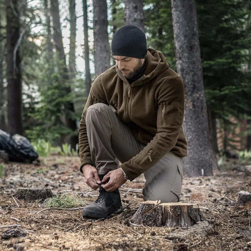 🧥 Men’s Tactical Fleece Jacket – Built for Adventure. Designed for Comfort.