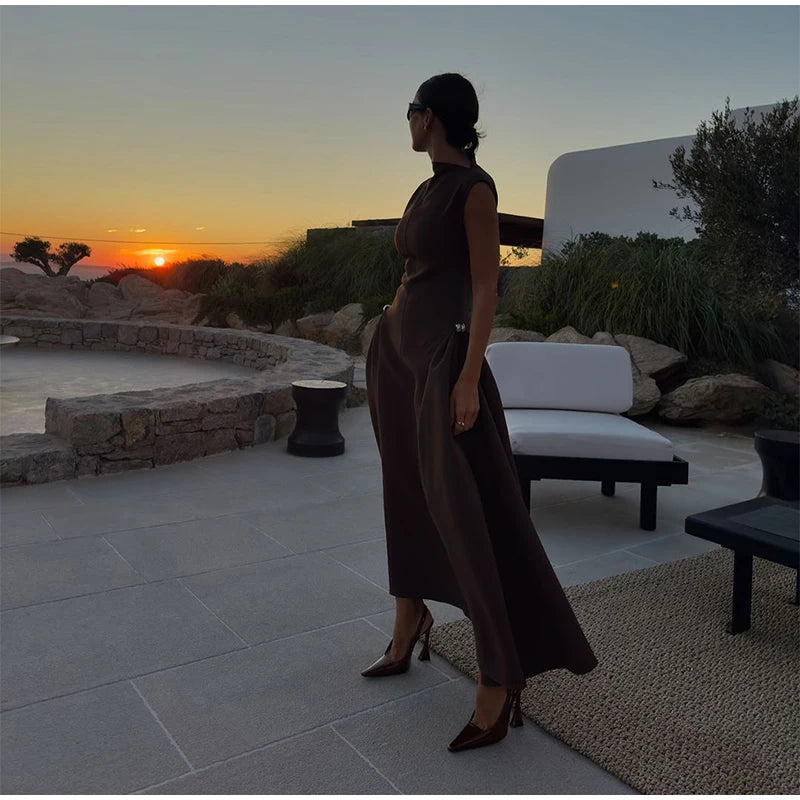 ✨ Timeless Elegance – The Perfect Summer Evening Gown