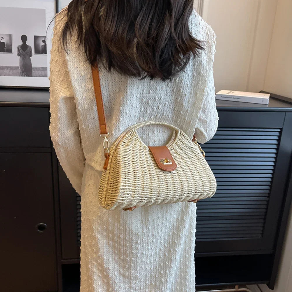 👜 Handmade Woven Shell Crossbody Bag for Women
