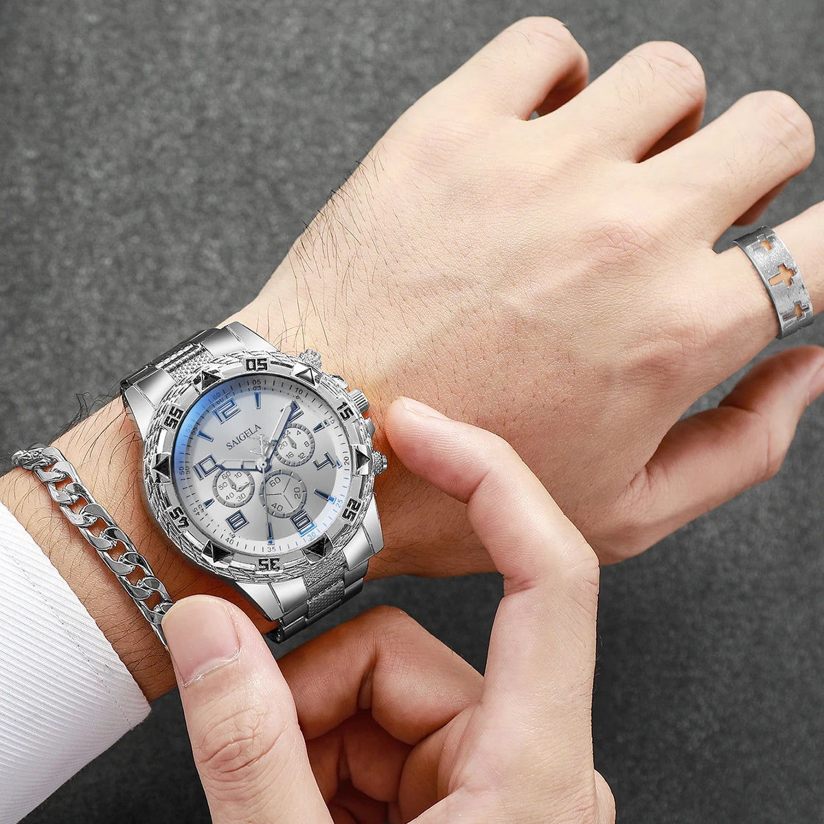 ⌚ 4PCS/Set Luxury Men’s Stainless Steel Watch & Jewelry Set