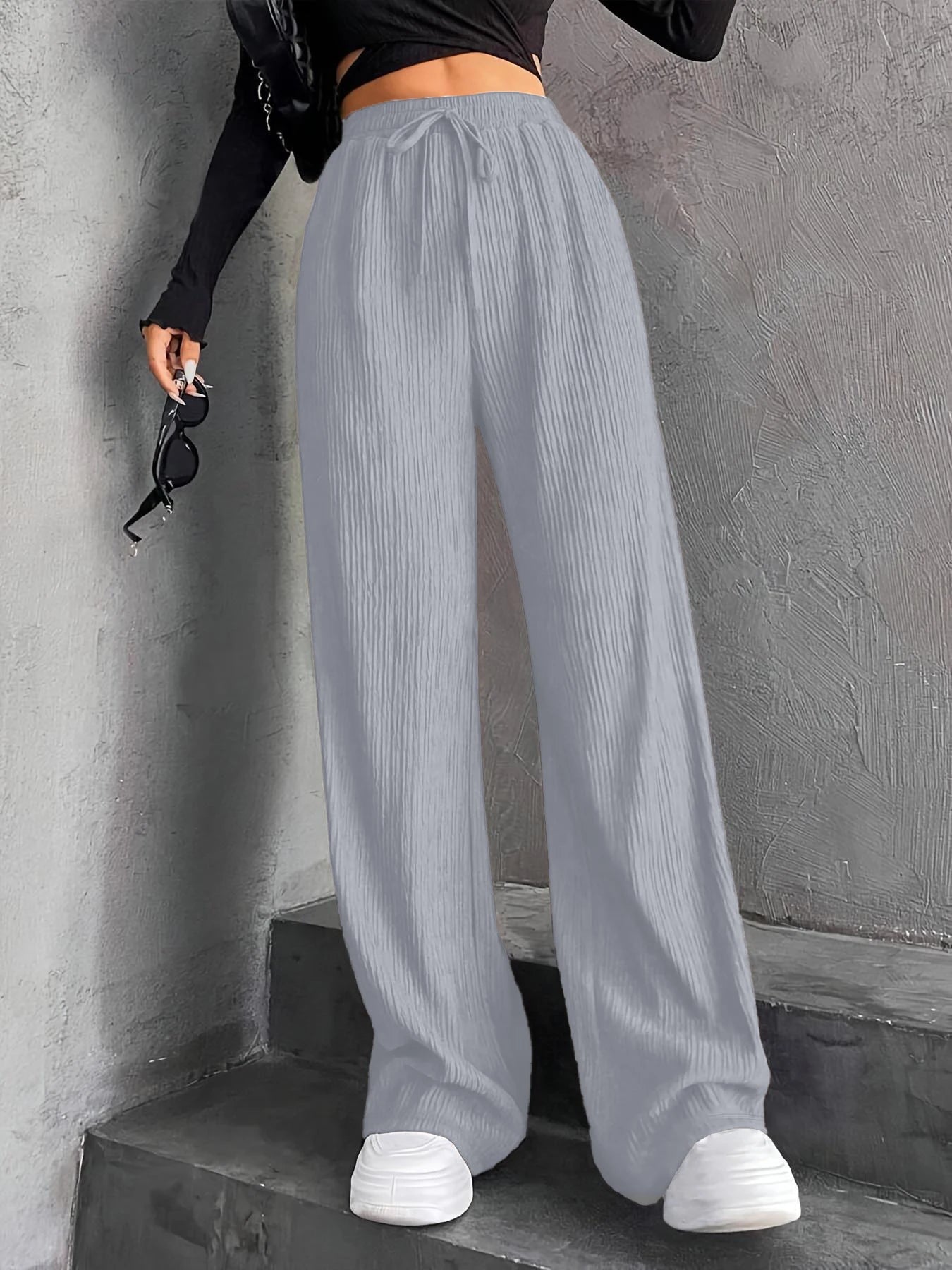 🐆 Bold & Elegant Leopard Print Pants