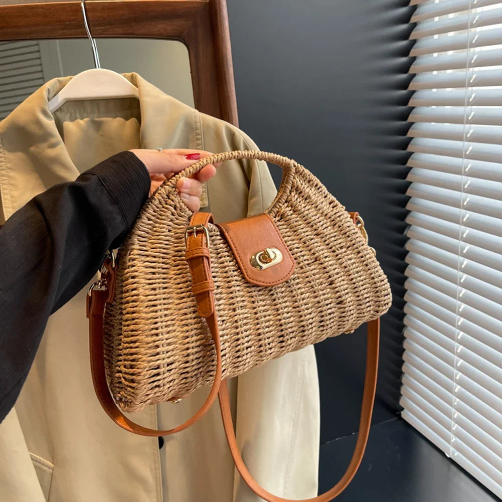 👜 Handmade Woven Shell Crossbody Bag for Women