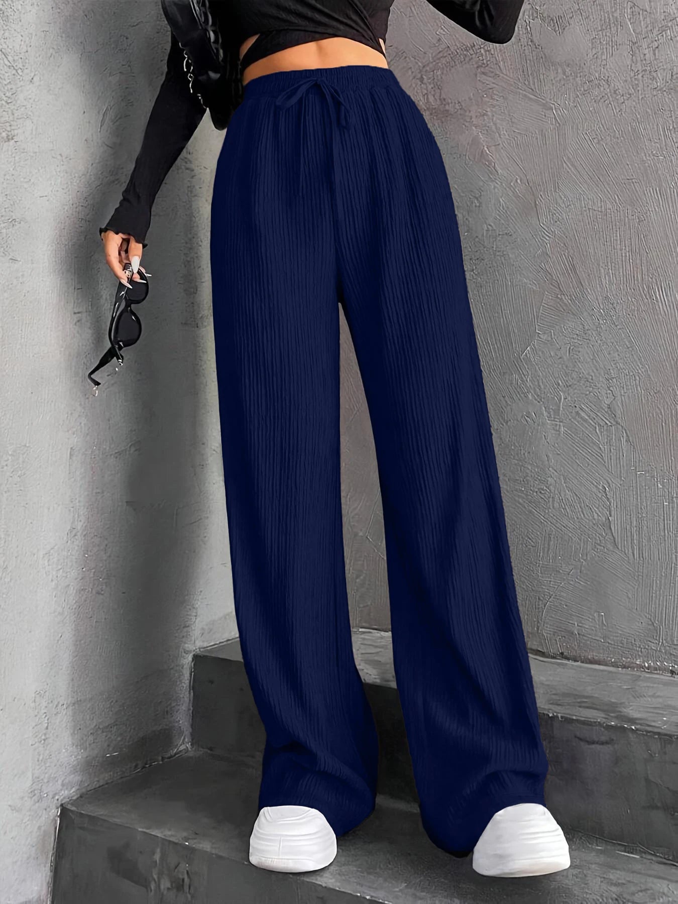 🐆 Bold & Elegant Leopard Print Pants