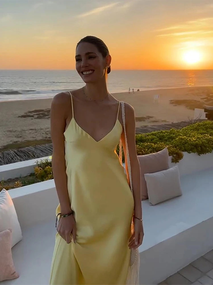 💃 Chic Satin Sling Dress – Elegant, Sexy & Unforgettable