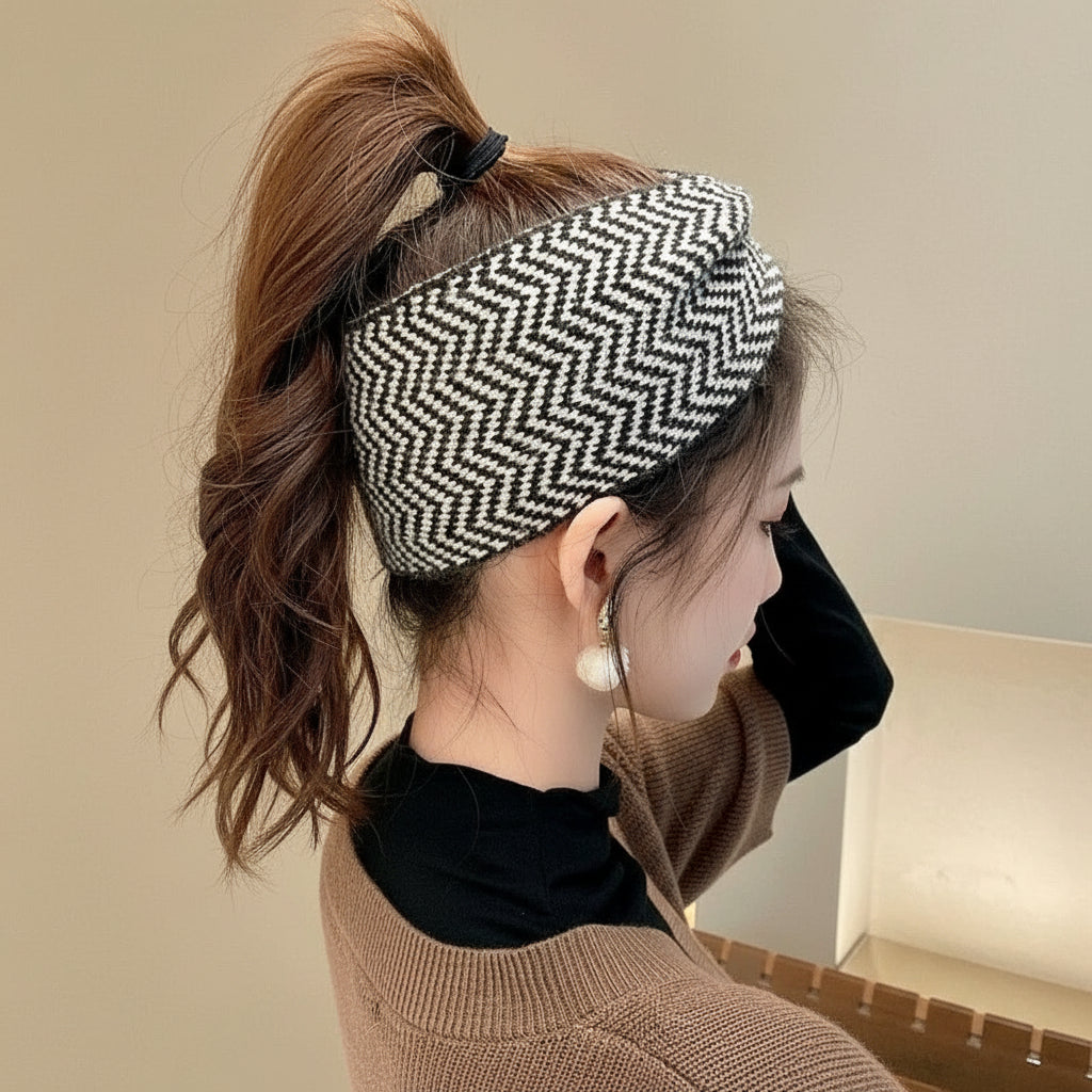 💎 Houndstooth Pattern Women’s Headband
