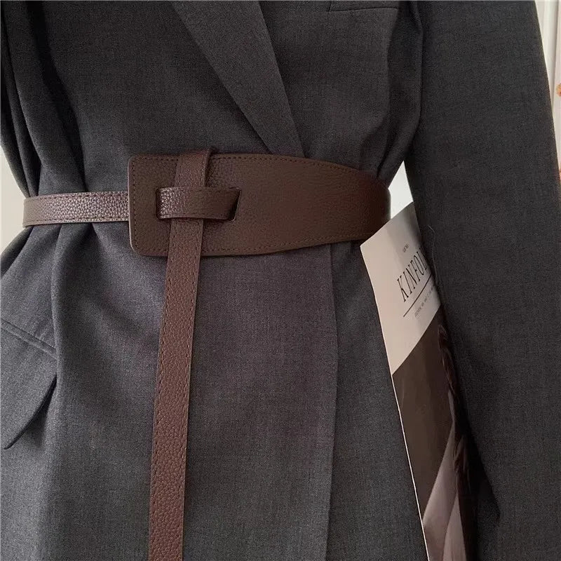 💎 Designer Women’s Knot Belt